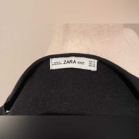 Zara Knit Sleeveless - Picture 5 of 6